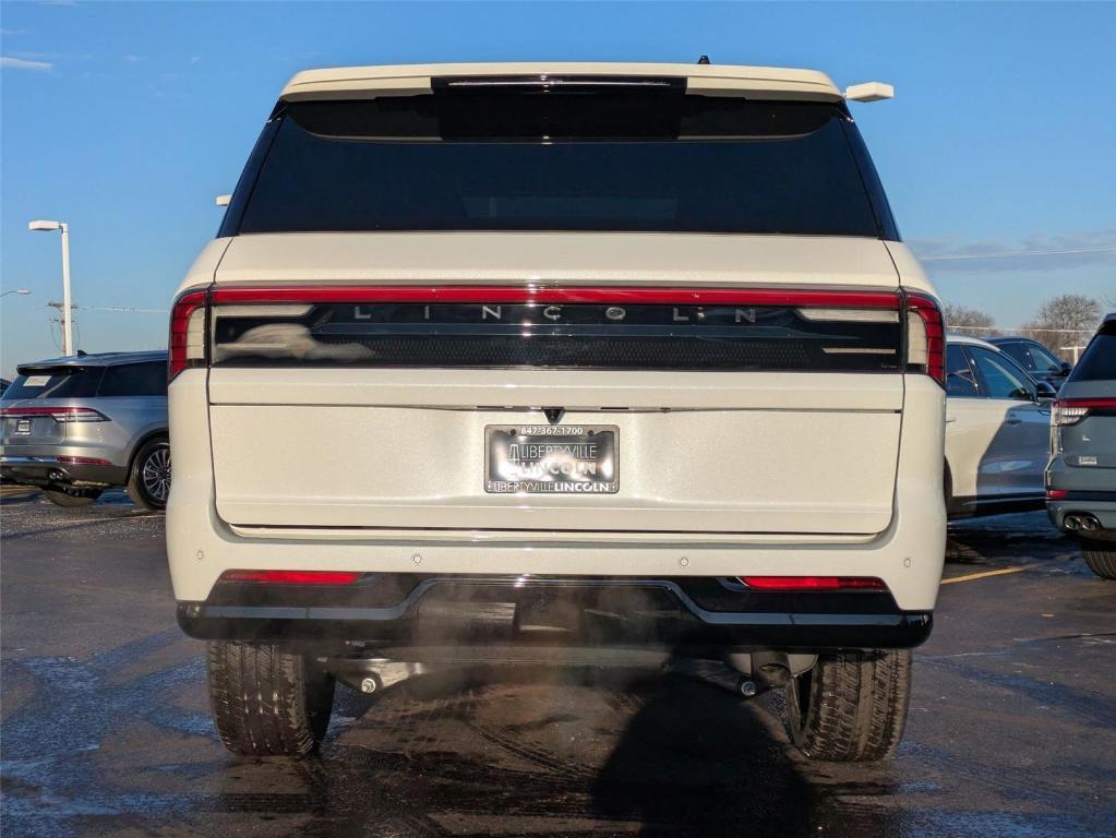 new 2025 Lincoln Navigator L car, priced at $100,493