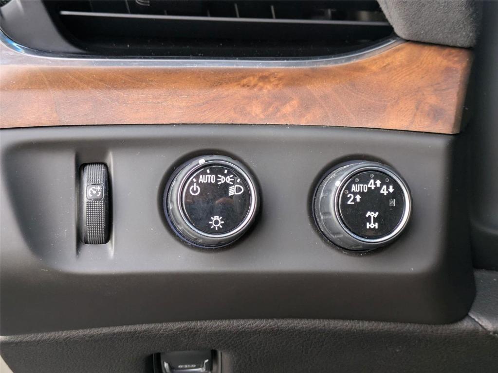 used 2017 Cadillac Escalade ESV car, priced at $27,349