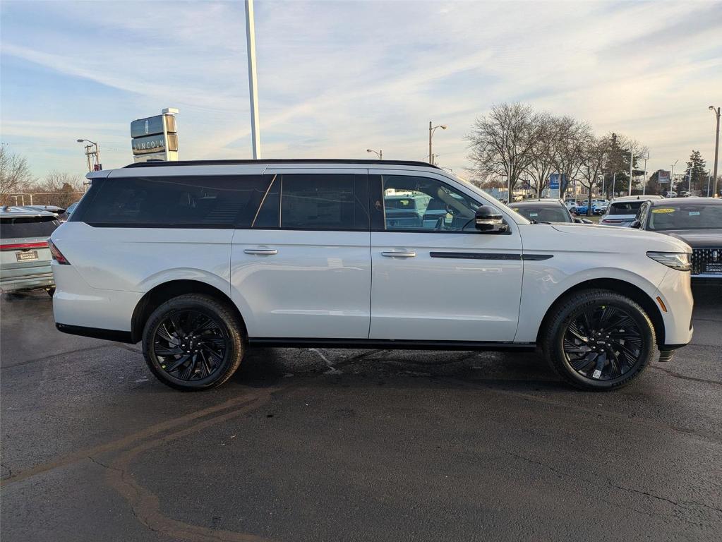 new 2025 Lincoln Navigator L car, priced at $104,853
