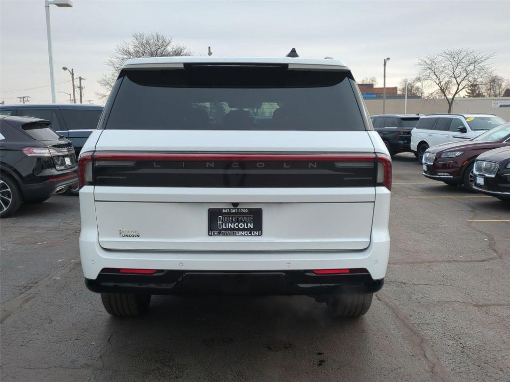 new 2026 Lincoln Navigator car, priced at $100,764