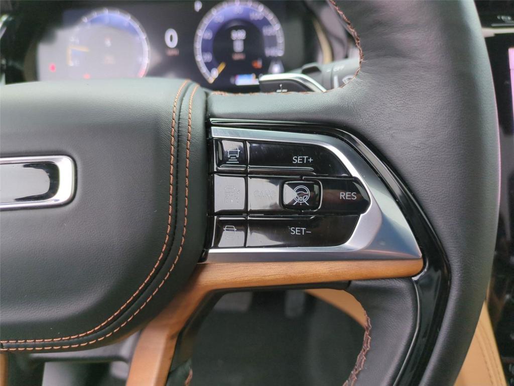 used 2025 Jeep Grand Cherokee car, priced at $52,439