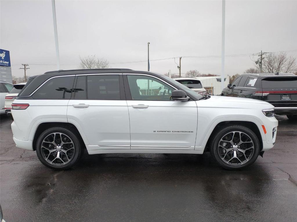 used 2025 Jeep Grand Cherokee car, priced at $52,439