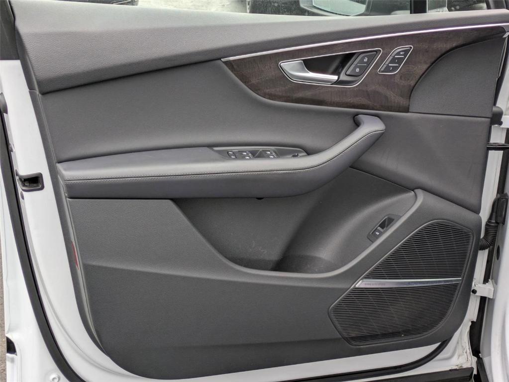 used 2024 Audi Q7 car, priced at $47,297