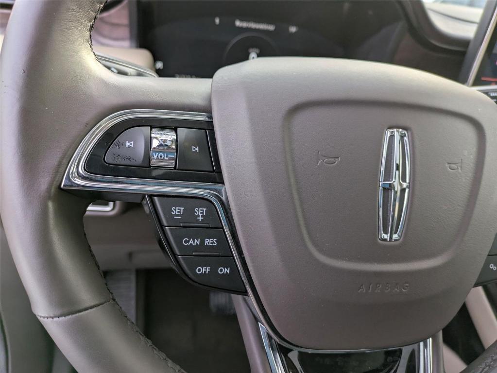 used 2022 Lincoln Nautilus car, priced at $34,422