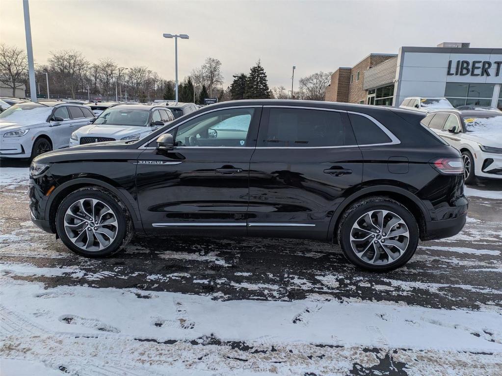 used 2022 Lincoln Nautilus car, priced at $34,422