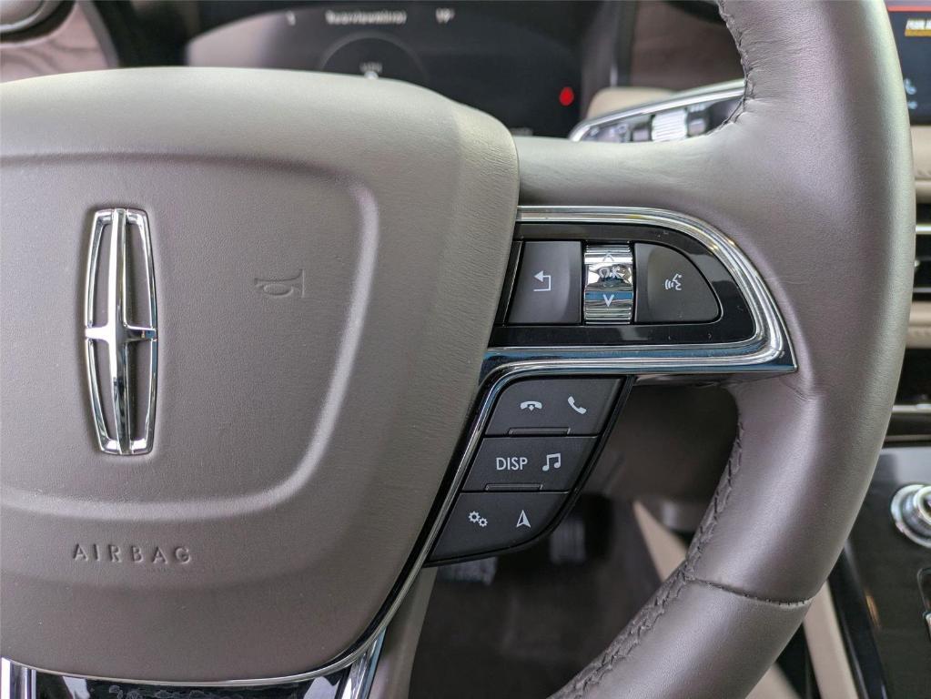 used 2022 Lincoln Nautilus car, priced at $34,422