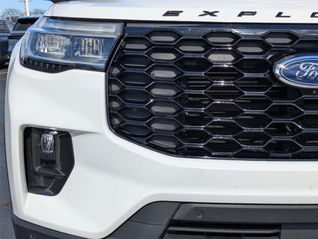 used 2025 Ford Explorer car, priced at $50,898