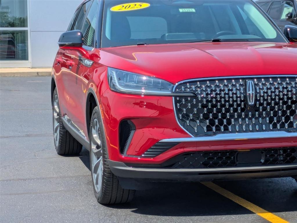 new 2025 Lincoln Aviator car, priced at $55,116