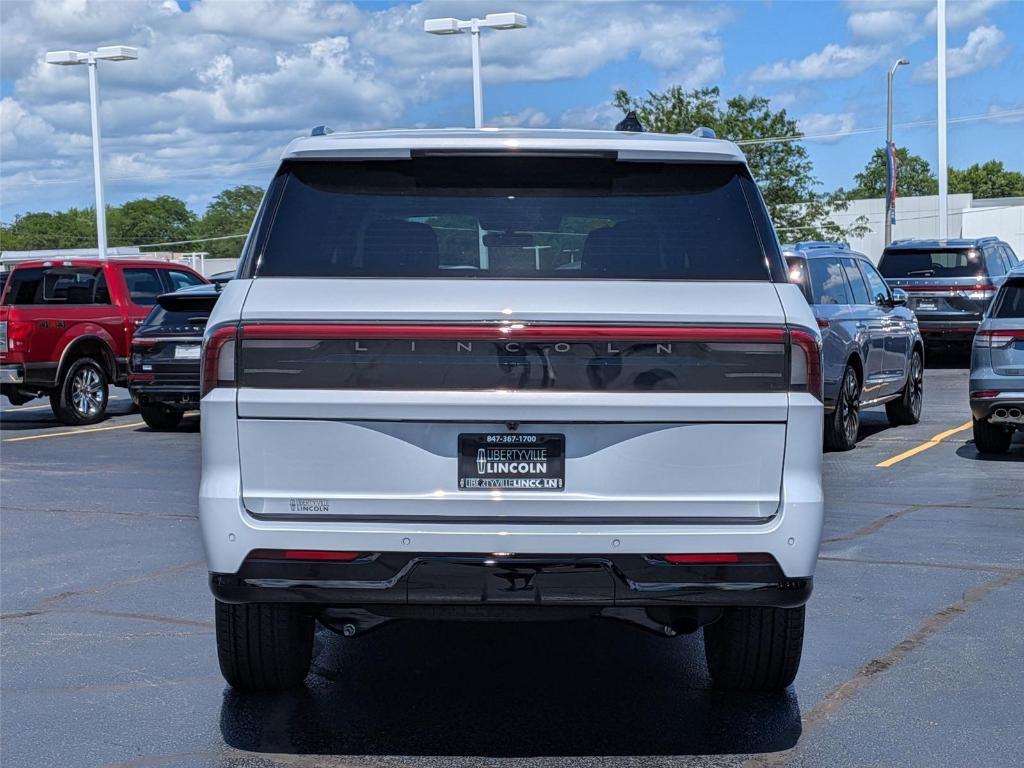 new 2026 Lincoln Navigator L car, priced at $100,691