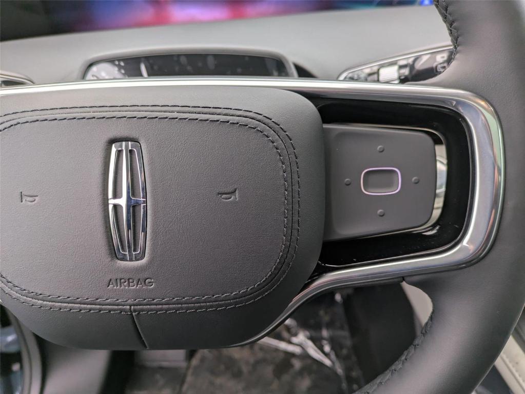 new 2026 Lincoln Nautilus car, priced at $65,418