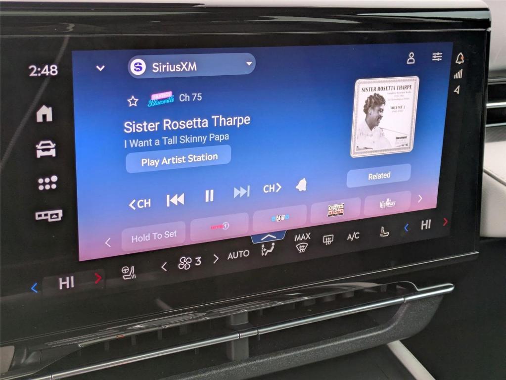 used 2025 Lincoln Nautilus car, priced at $50,495