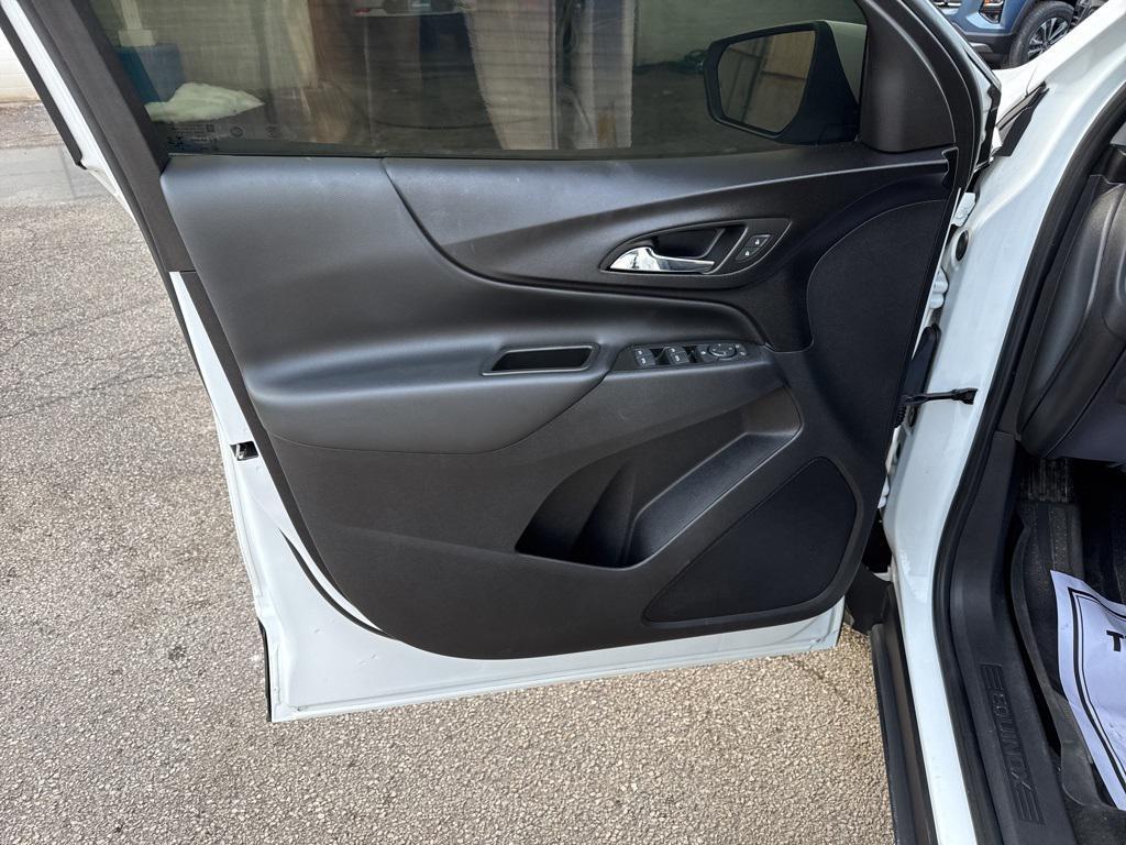 used 2023 Chevrolet Equinox car, priced at $21,549