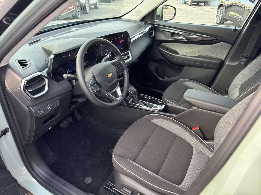 used 2025 Chevrolet TrailBlazer car, priced at $22,455
