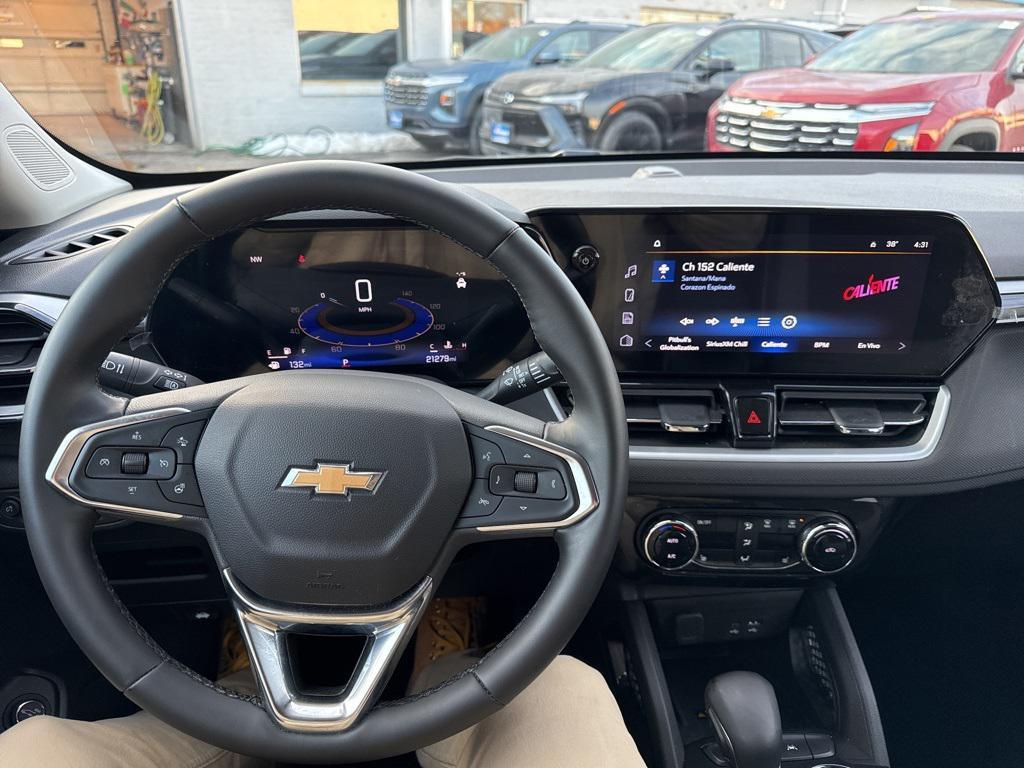 used 2025 Chevrolet TrailBlazer car, priced at $22,455