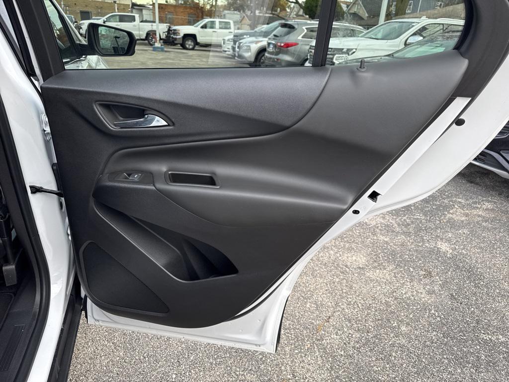 used 2024 Chevrolet Equinox car, priced at $21,890