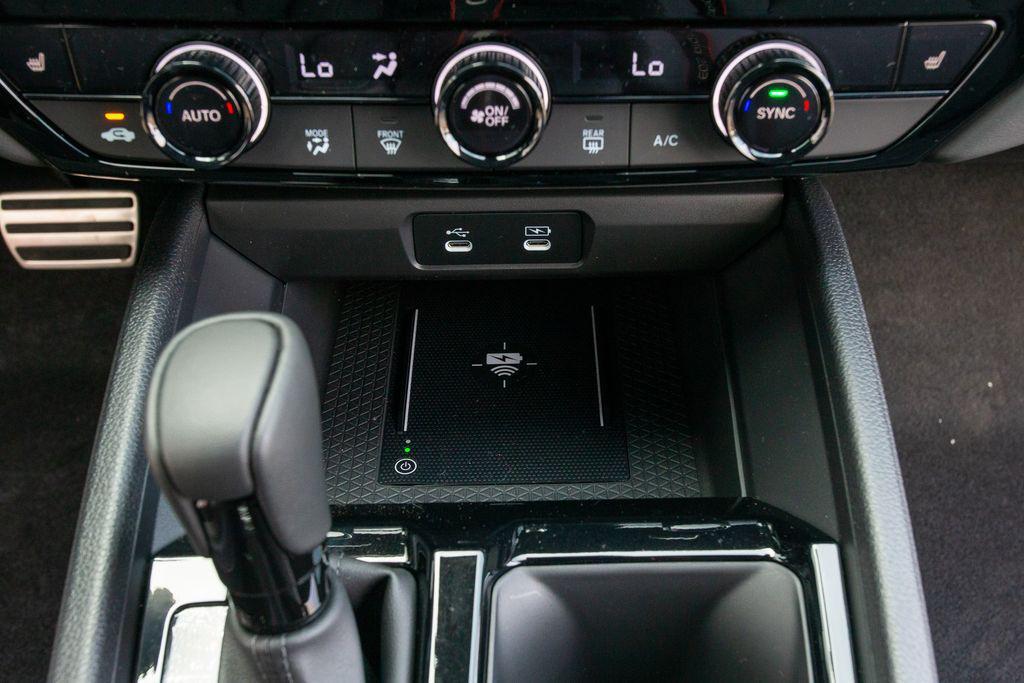 new 2026 Honda Accord Hybrid car, priced at $35,612