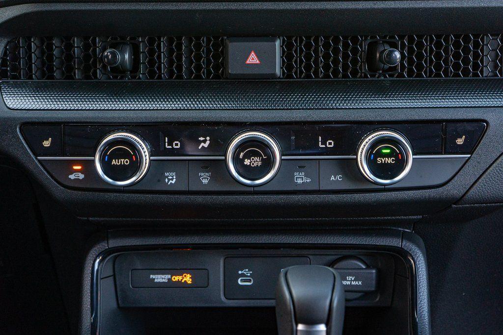 new 2026 Honda CR-V Hybrid car, priced at $41,675