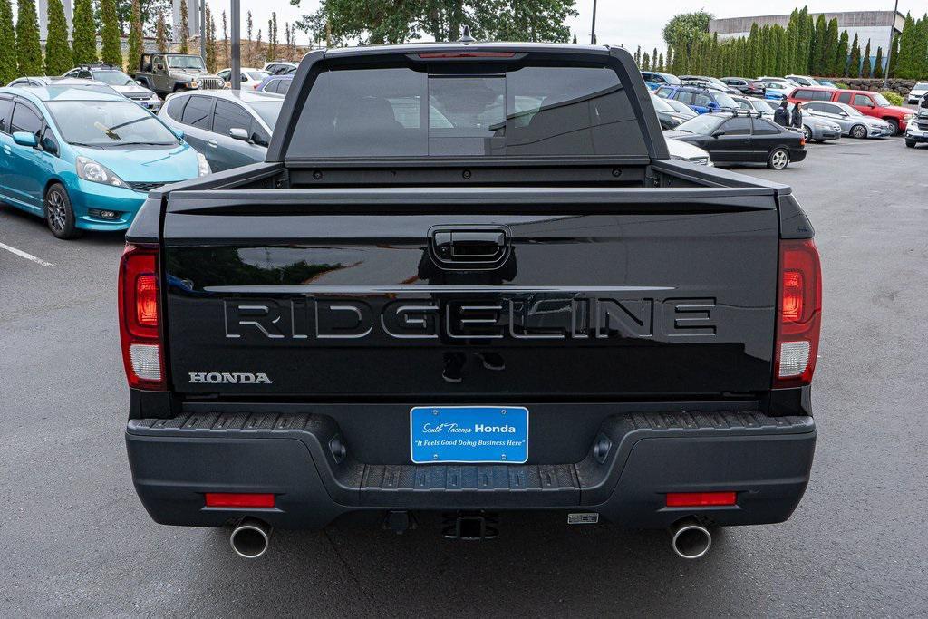 new 2025 Honda Ridgeline car, priced at $43,798