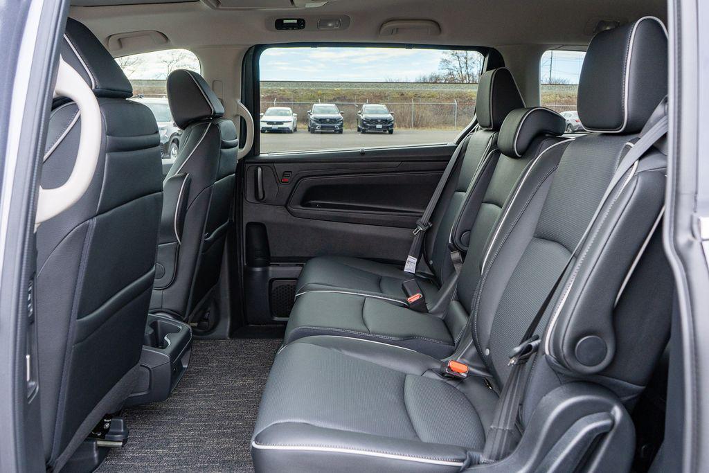new 2026 Honda Odyssey car, priced at $50,646