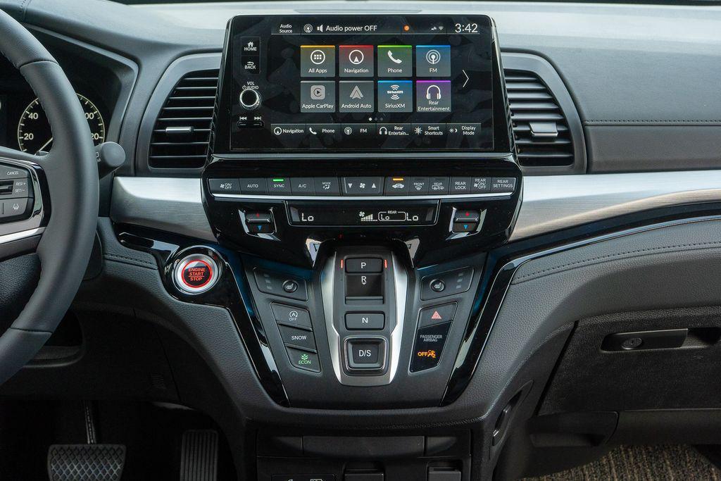 new 2026 Honda Odyssey car, priced at $46,271