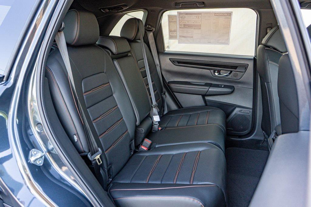 new 2026 Honda CR-V Hybrid car, priced at $41,675