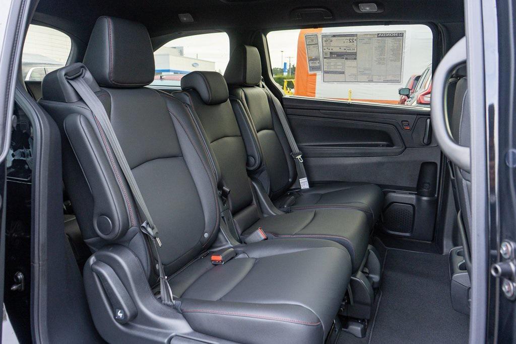new 2026 Honda Odyssey car, priced at $45,390