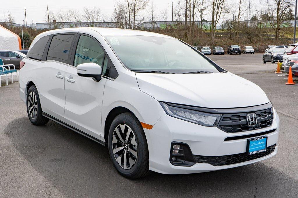 new 2026 Honda Odyssey car, priced at $43,411