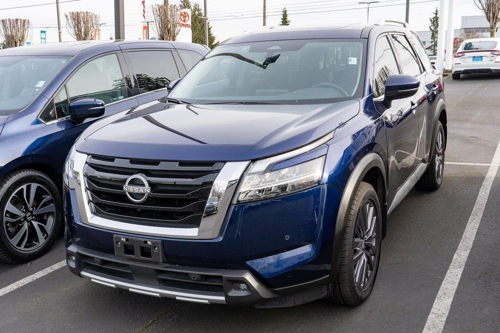 used 2023 Nissan Pathfinder car, priced at $32,999