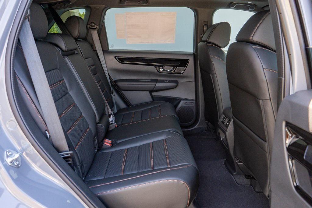 new 2026 Honda CR-V Hybrid car, priced at $44,455