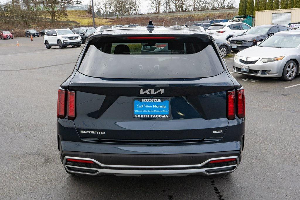 used 2023 Kia Sorento Hybrid car, priced at $31,062