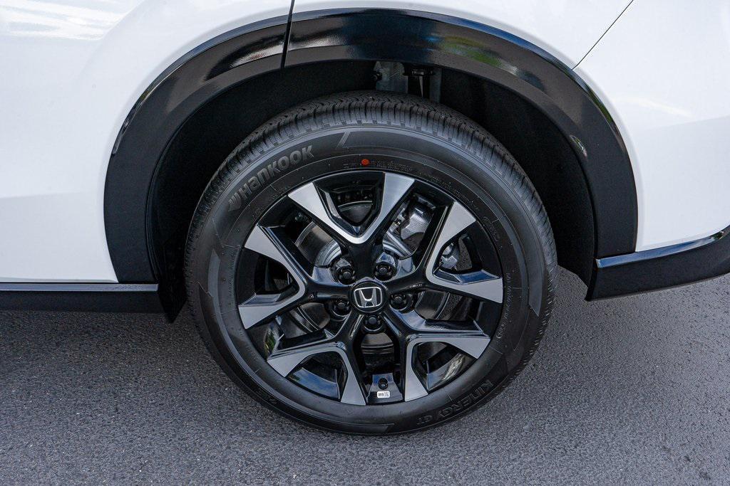 new 2026 Honda HR-V car, priced at $33,455