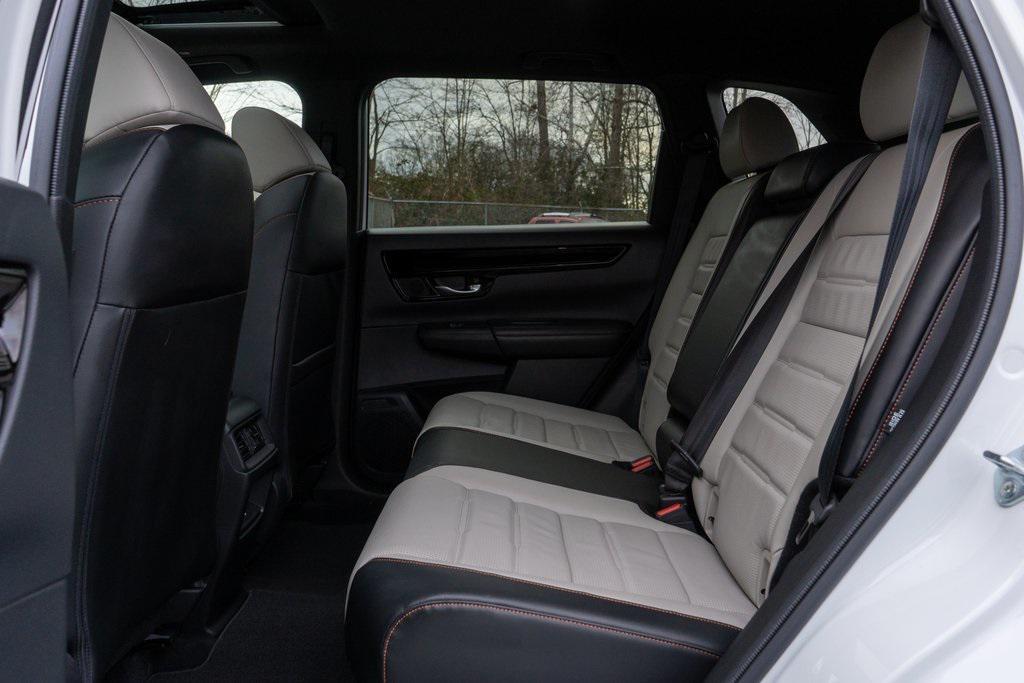 new 2026 Honda CR-V Hybrid car, priced at $44,455