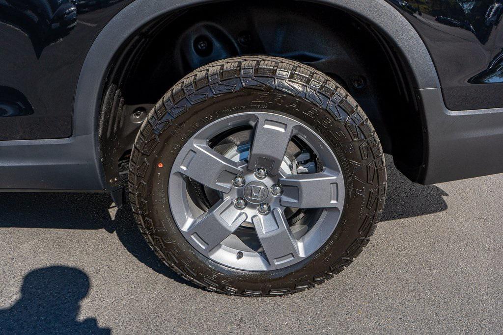 new 2025 Honda Ridgeline car, priced at $44,229