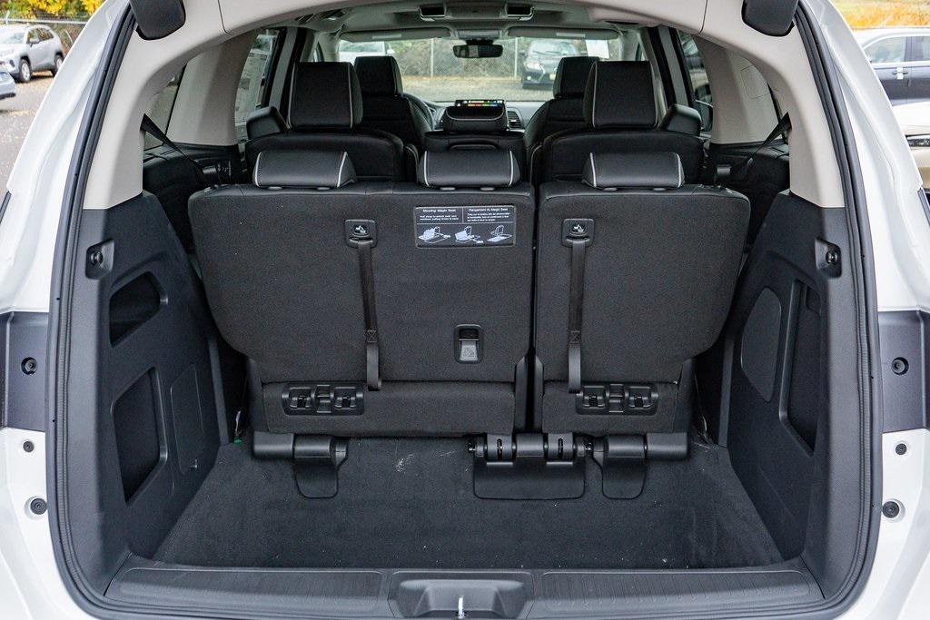new 2026 Honda Odyssey car, priced at $50,352