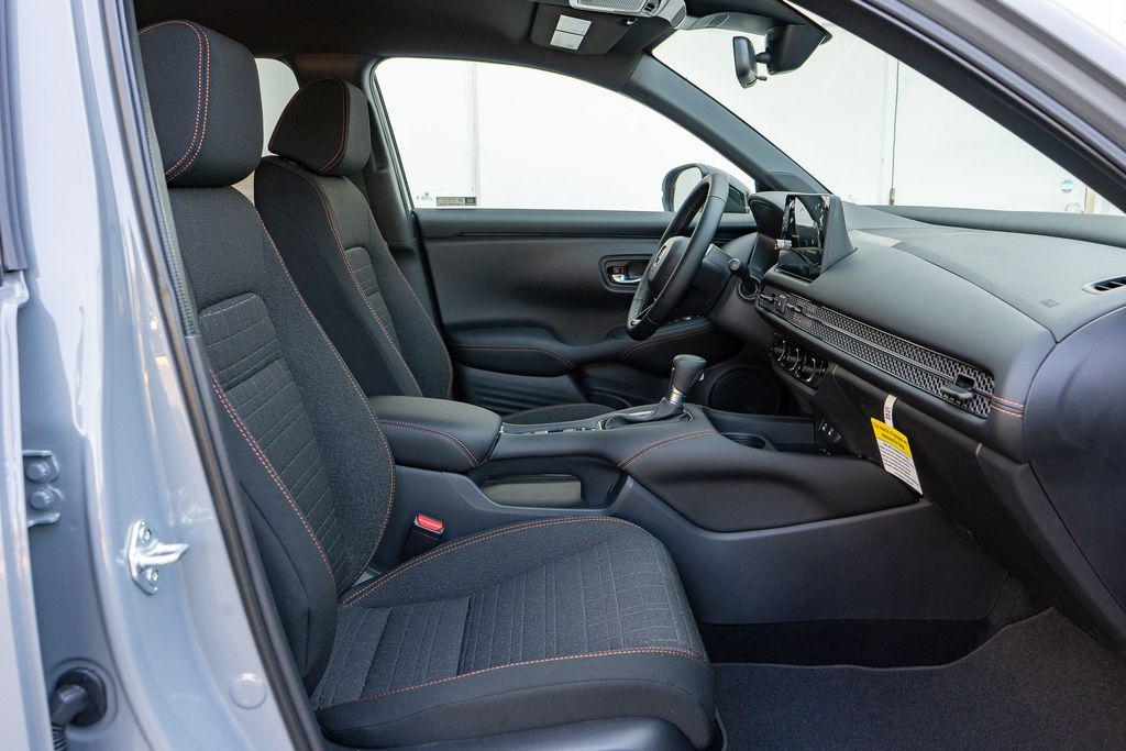 new 2027 Honda HR-V car, priced at $32,185