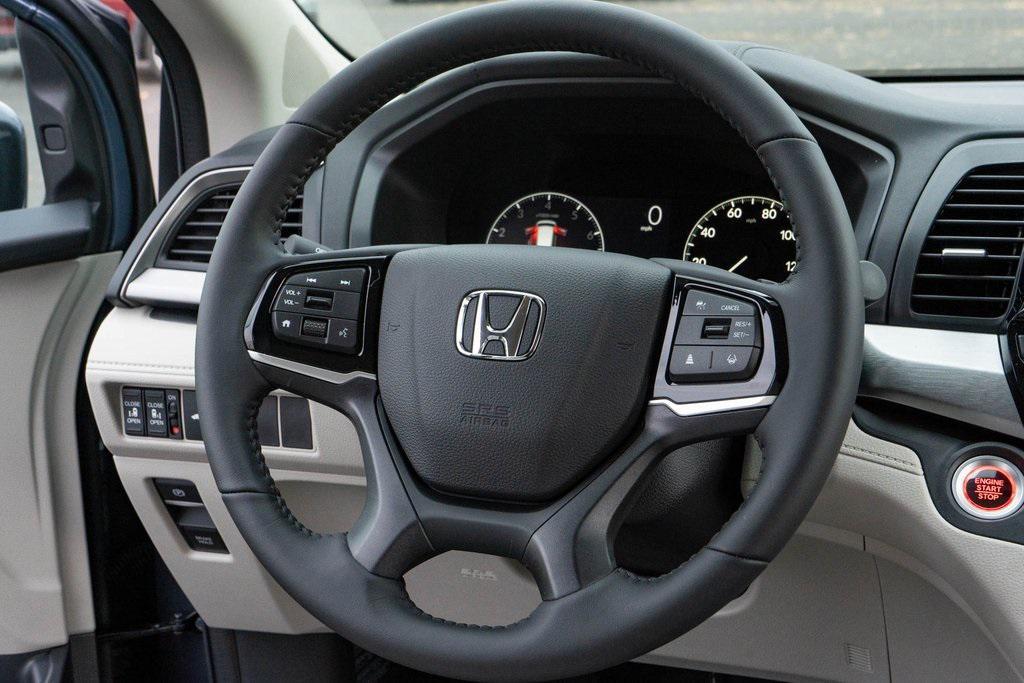 new 2026 Honda Odyssey car, priced at $44,885