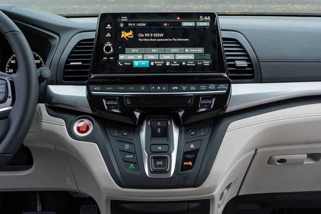 new 2026 Honda Odyssey car, priced at $44,885