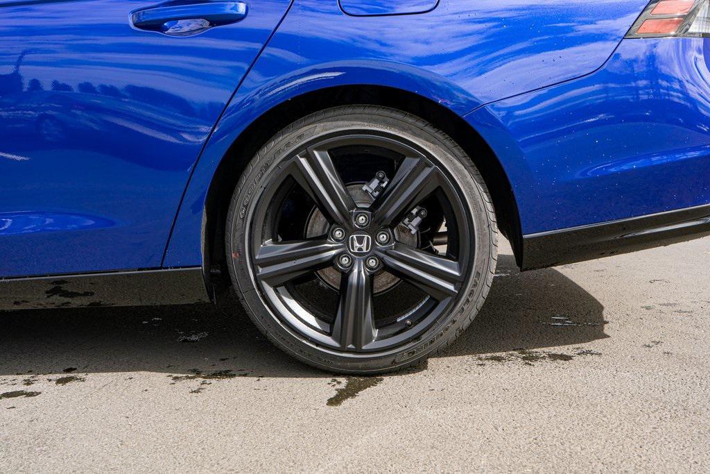 new 2025 Honda Accord Hybrid car, priced at $35,747