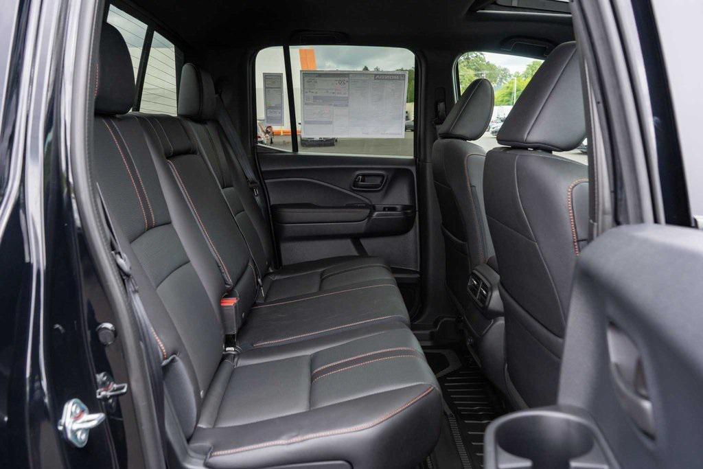 new 2025 Honda Ridgeline car, priced at $45,692