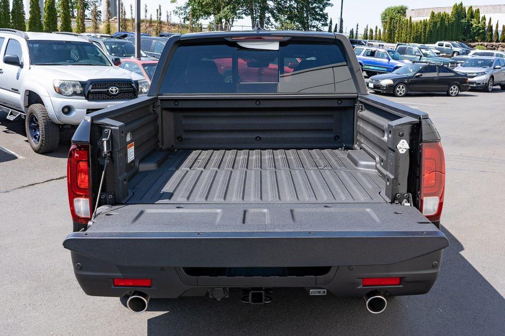 new 2025 Honda Ridgeline car, priced at $45,692