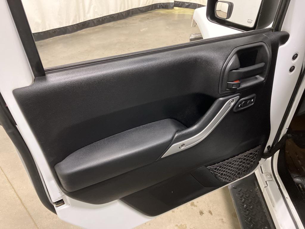 used 2013 Jeep Wrangler Unlimited car, priced at $14,994