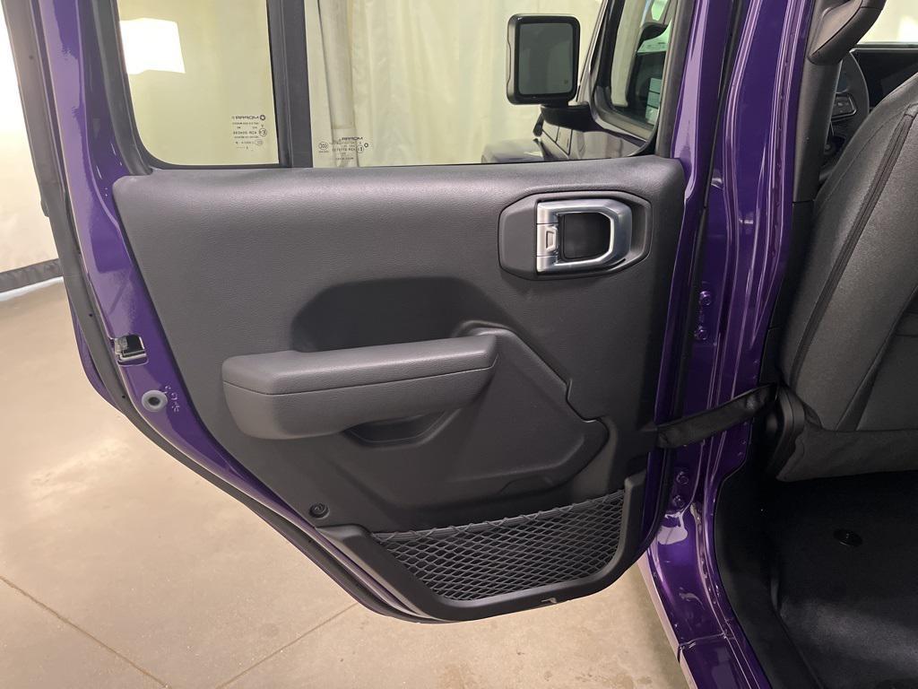 new 2026 Jeep Gladiator car, priced at $50,600