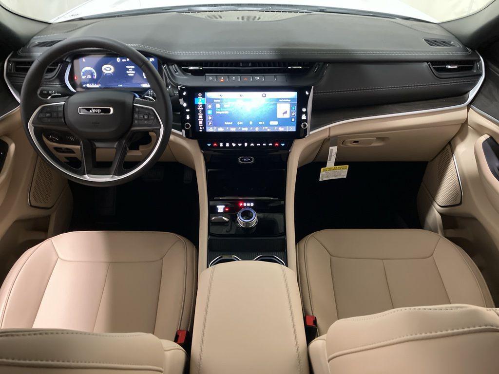 new 2026 Jeep Grand Cherokee car, priced at $48,485