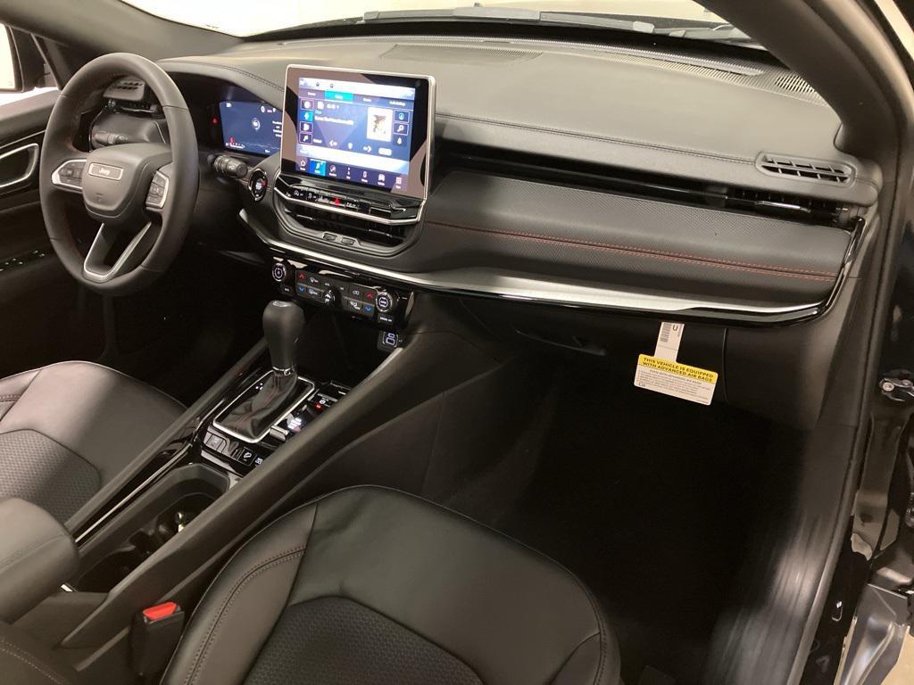 new 2026 Jeep Compass car, priced at $37,280