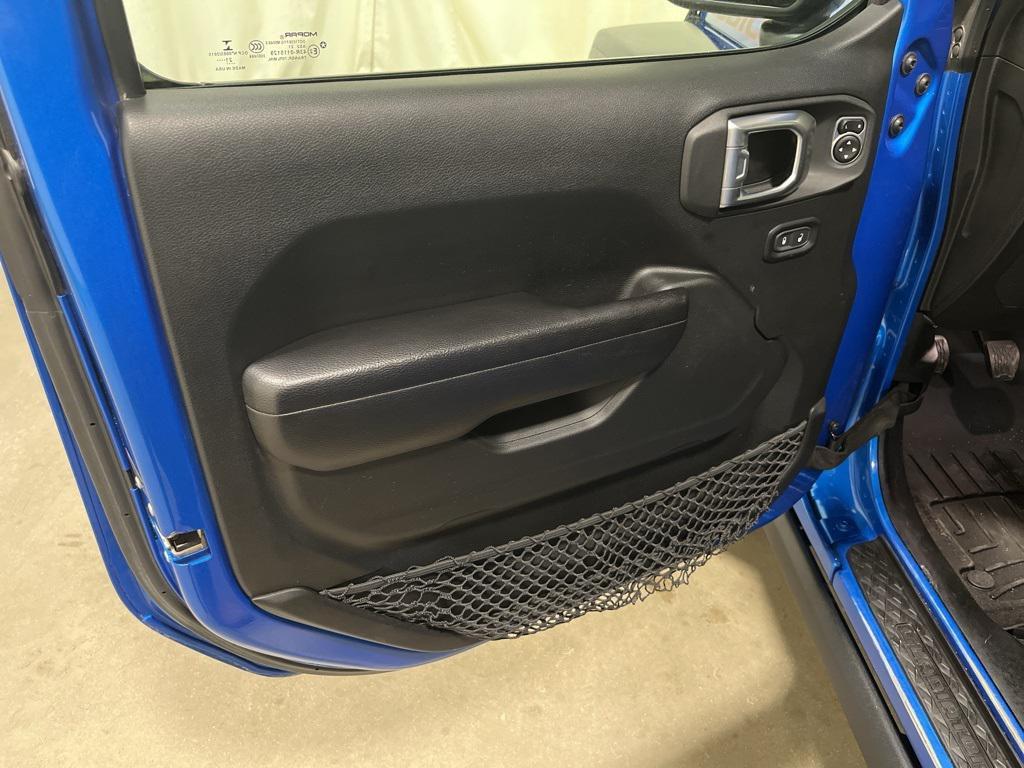 used 2021 Jeep Gladiator car, priced at $27,891