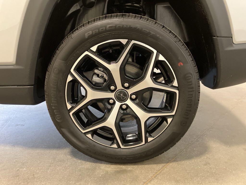 new 2026 Jeep Compass car, priced at $34,480