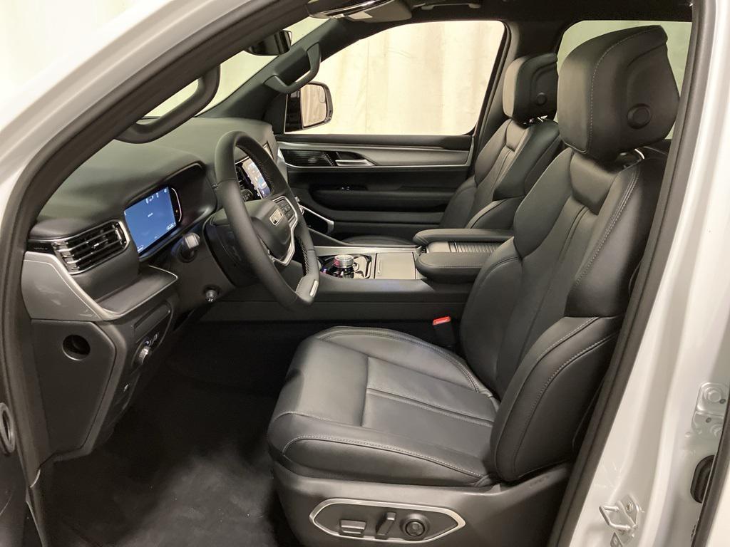 new 2026 Jeep Grand Wagoneer car, priced at $77,730