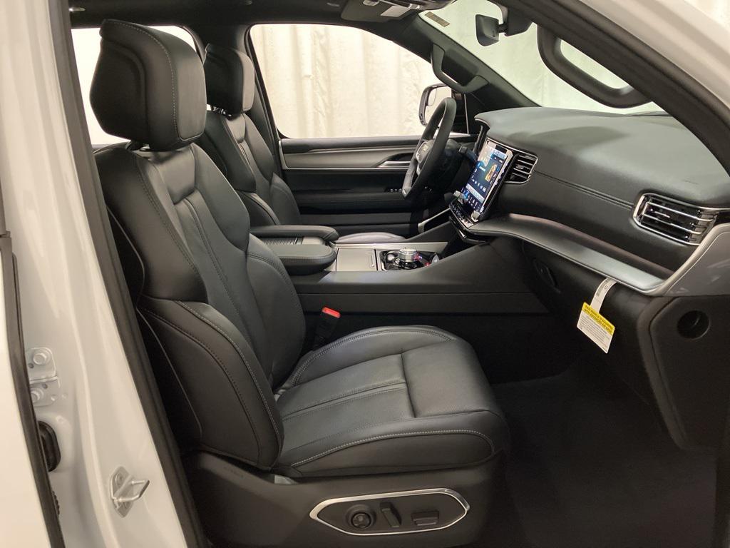 new 2026 Jeep Grand Wagoneer car, priced at $77,730