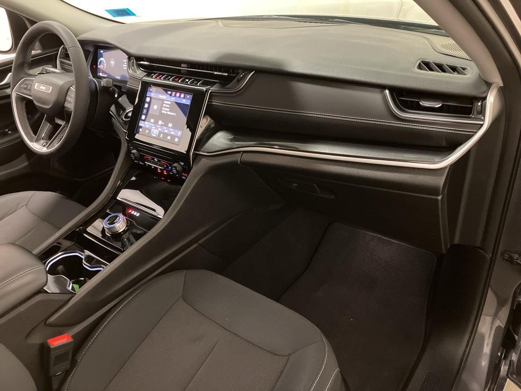 used 2023 Jeep Grand Cherokee car, priced at $27,995