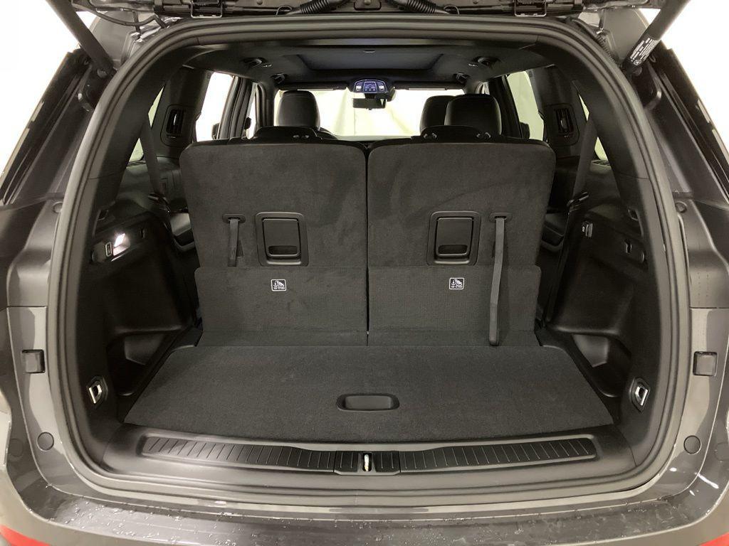 new 2025 Jeep Grand Cherokee L car, priced at $47,721